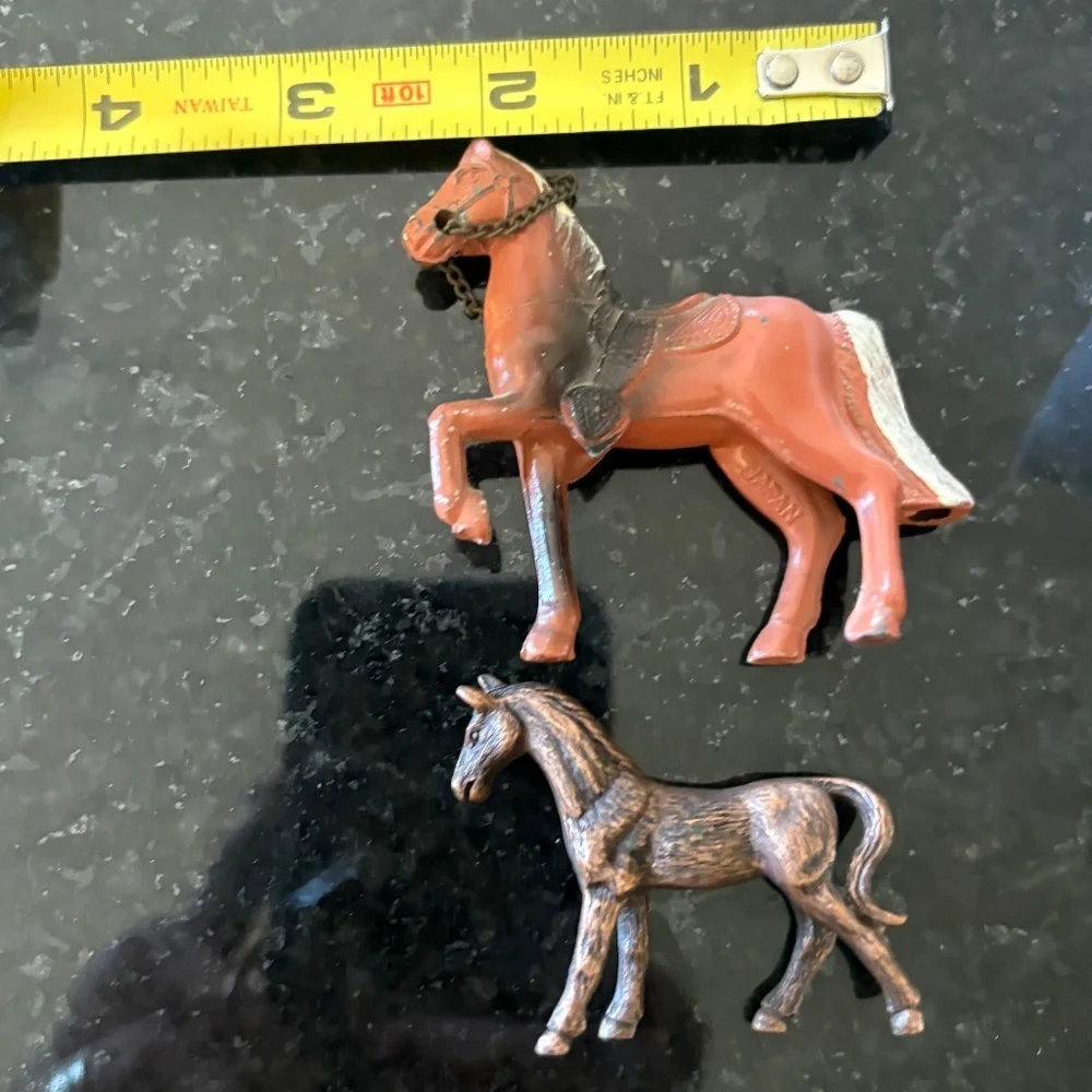 Vintage America Horse Roy Rogers Trigger Action & Pewter Horse Figurine Duo